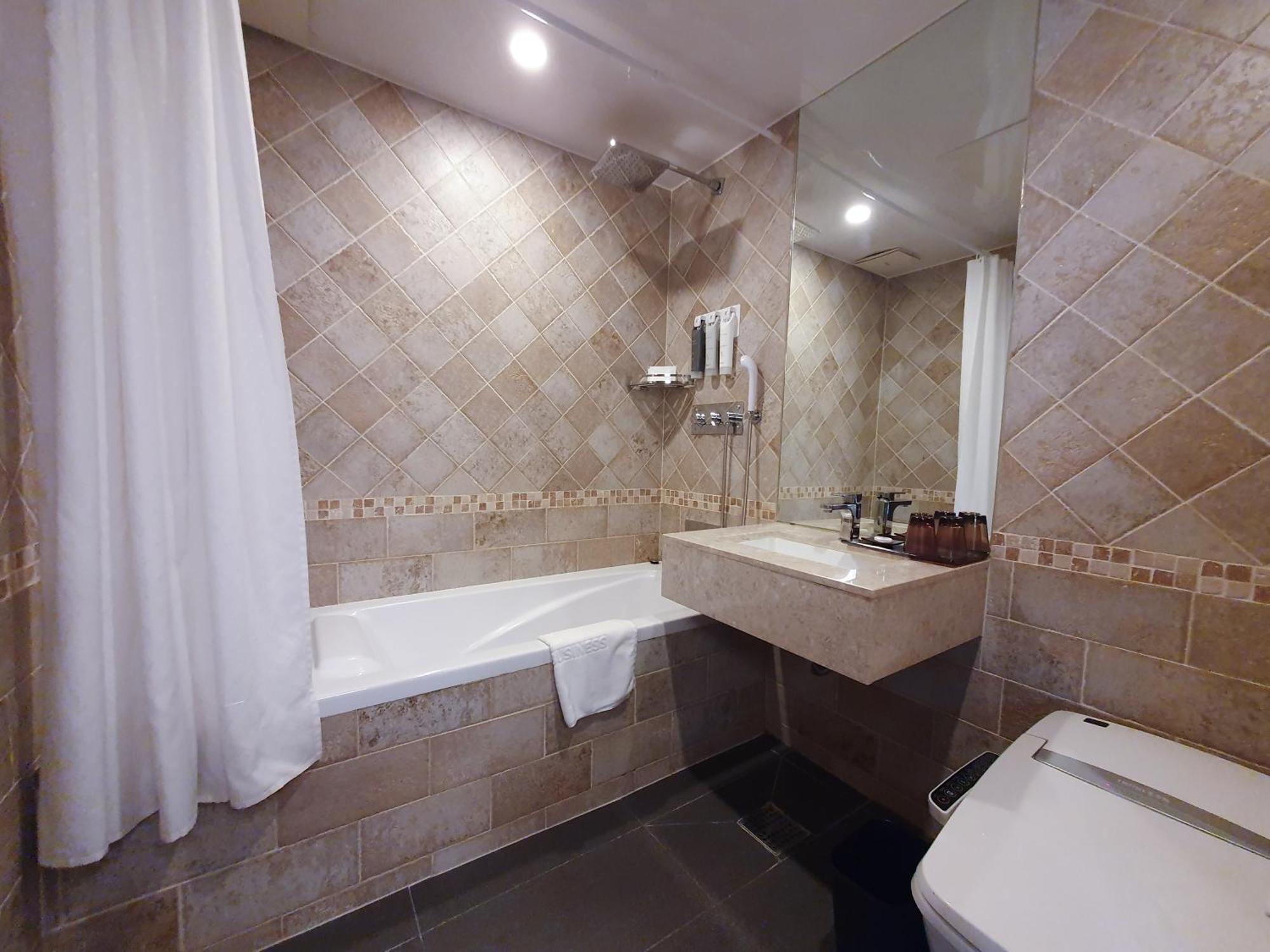 Business Hotel